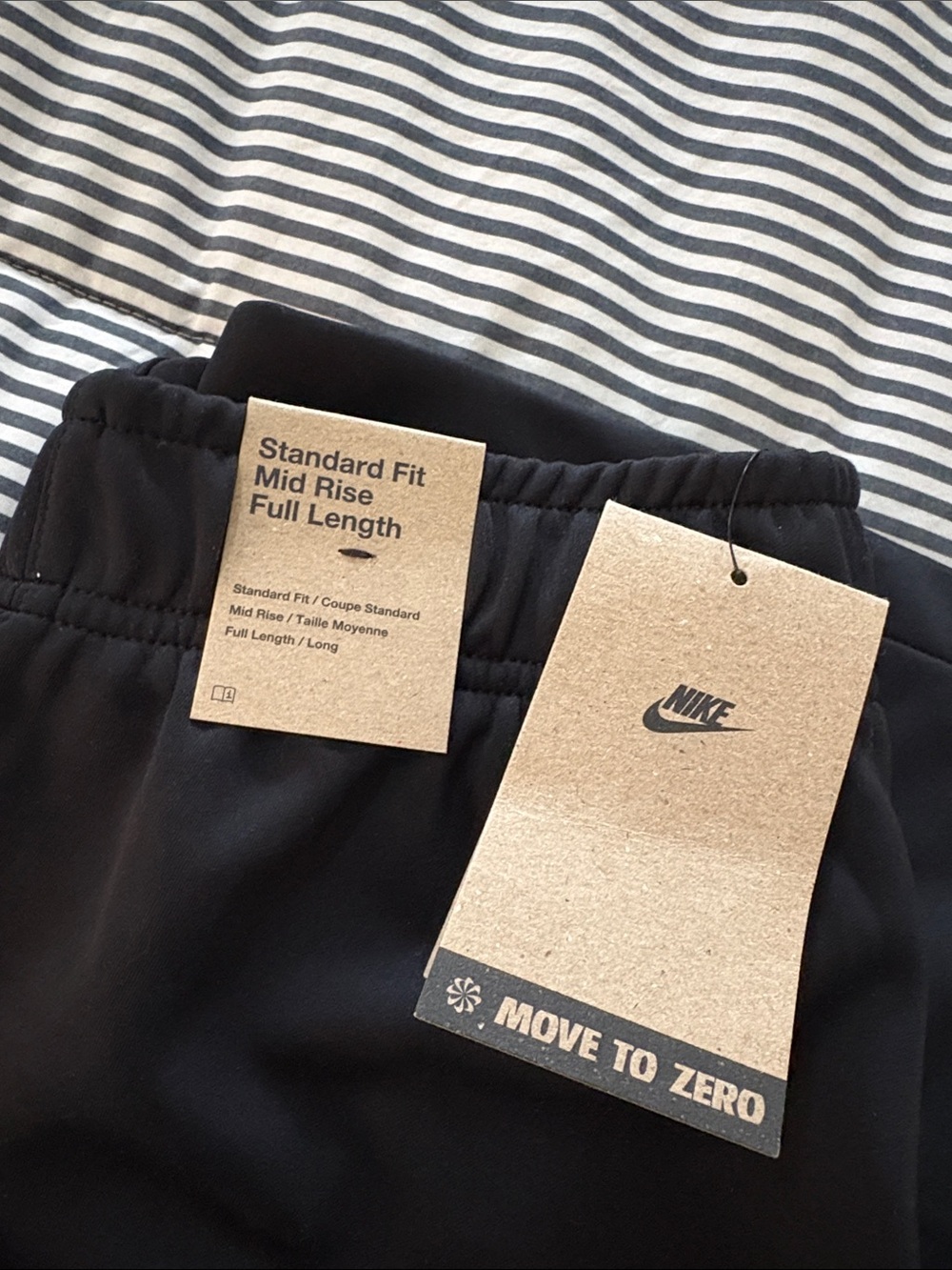 Nike Black Full-Length Mid-Rise Pants